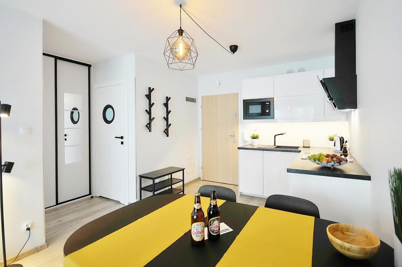 Apartament Andar Z Miejscem Parkingowym Колобжег Экстерьер фото
